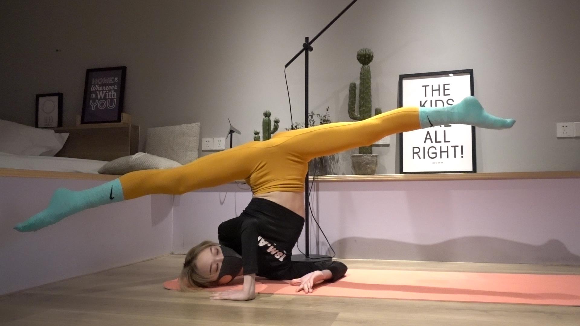 第153课 #一字马 #拉伸